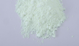 哪些因素會影響熒光增白劑的功能？